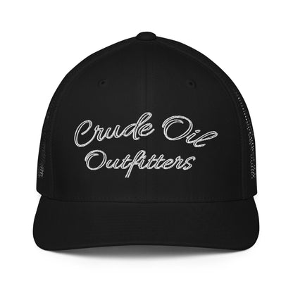 Closed-back trucker cap