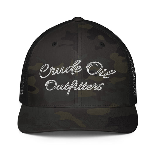 Closed-back trucker cap